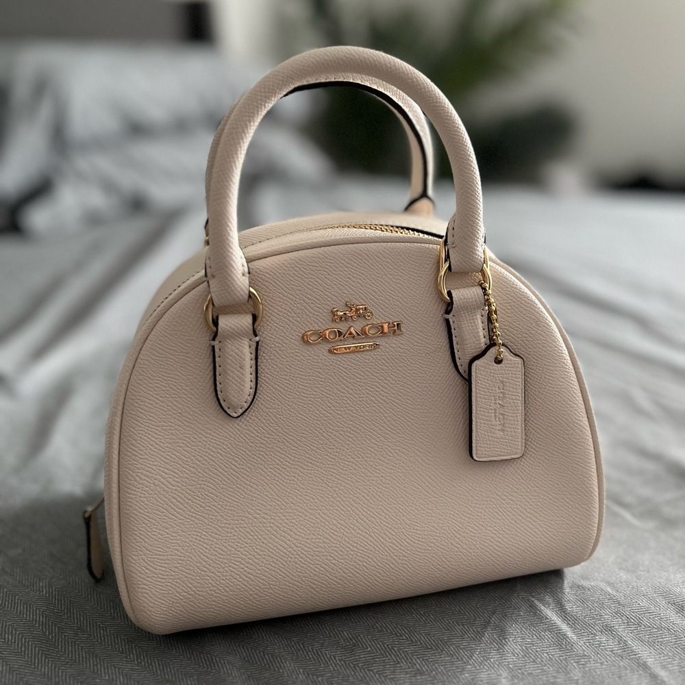 COACH Sydney Satchel